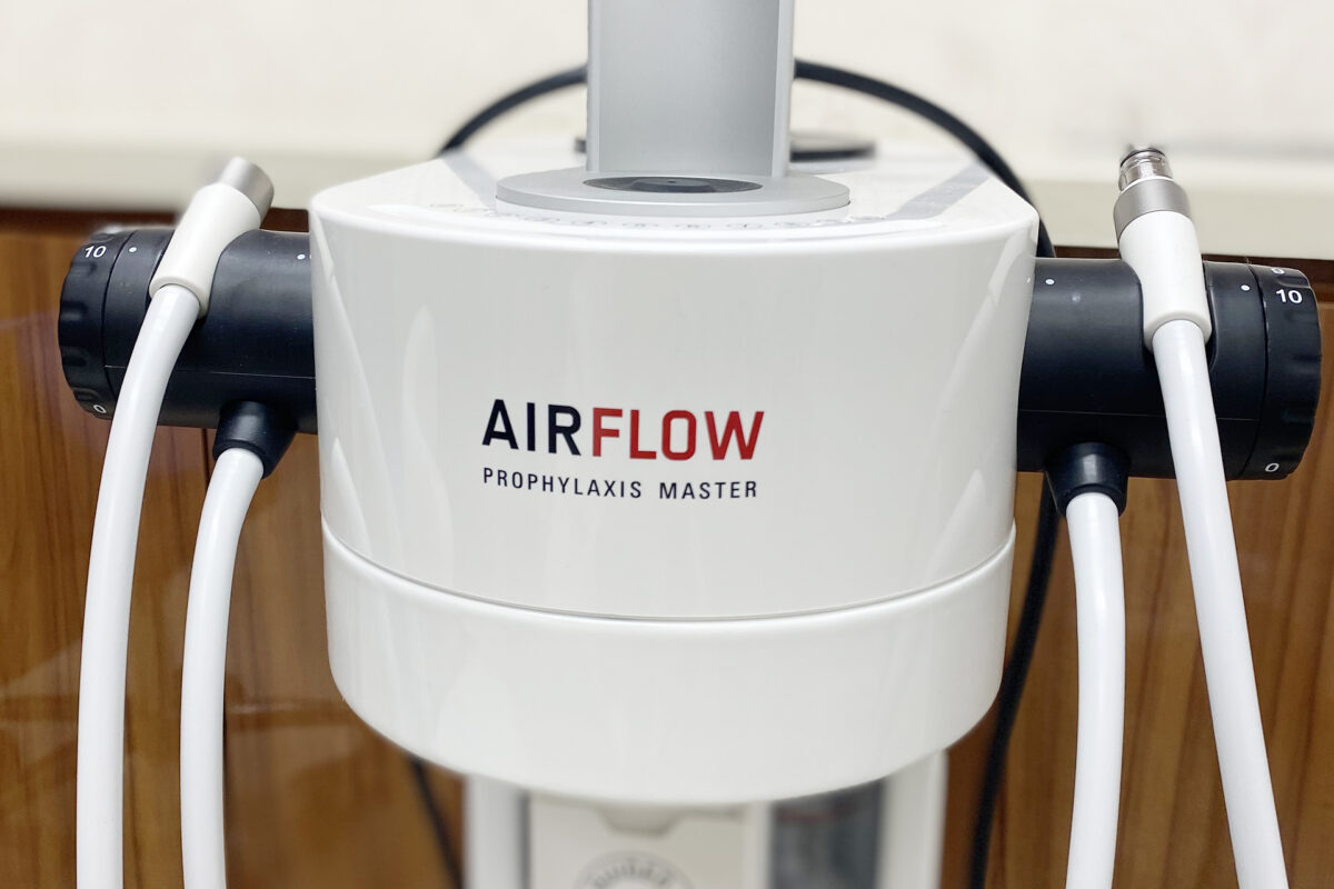 AIRFLOW（エアフロー） 歯を傷つかず綺麗にクリーニングします